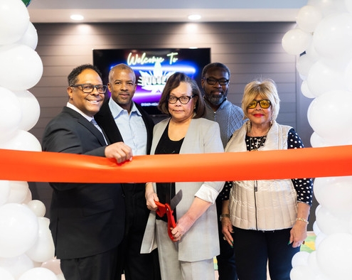 Ribbon Cutting at Nuggets Dispensary in Detroit